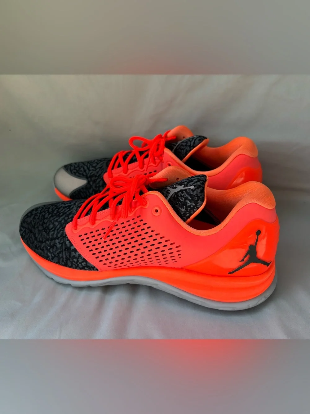 Jordan Men’s Bright Neon Orange Athletic Shoes Size 15